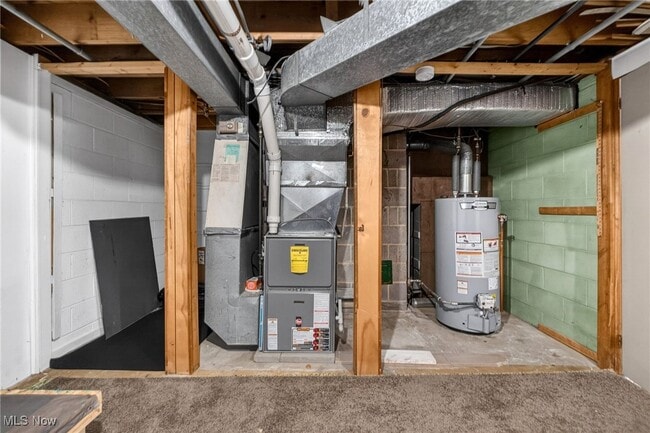 Building Photo - 8310 Broadview Rd