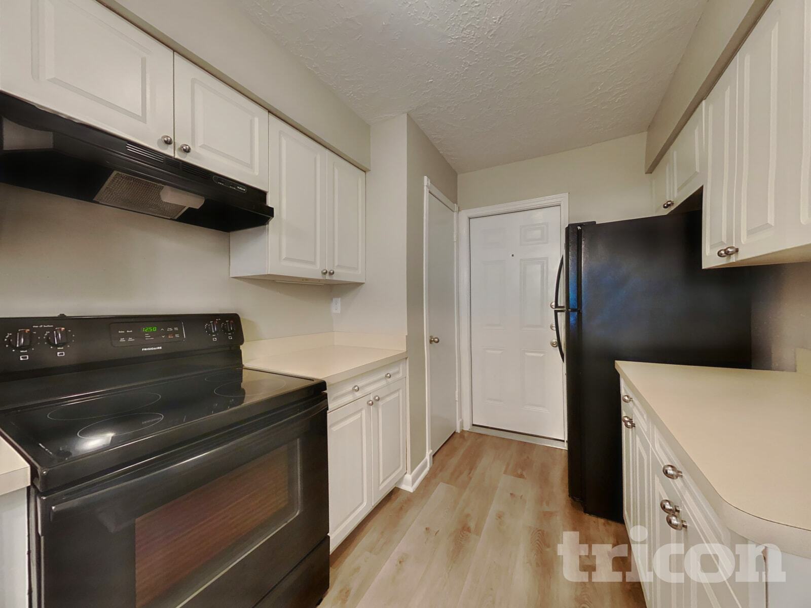 Building Photo - 13307 Venice Cir