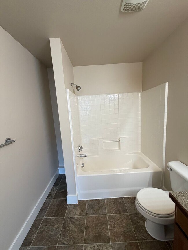 Building Photo - 9965 W Rosecroft Ct