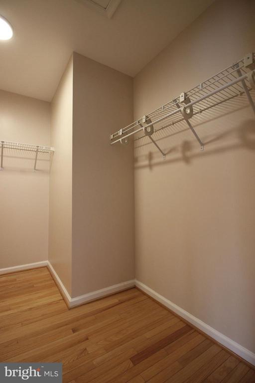 Building Photo - 243 Winter Walk Dr