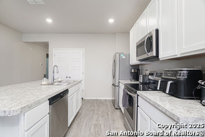 Building Photo - 3030 Neptunes Sea