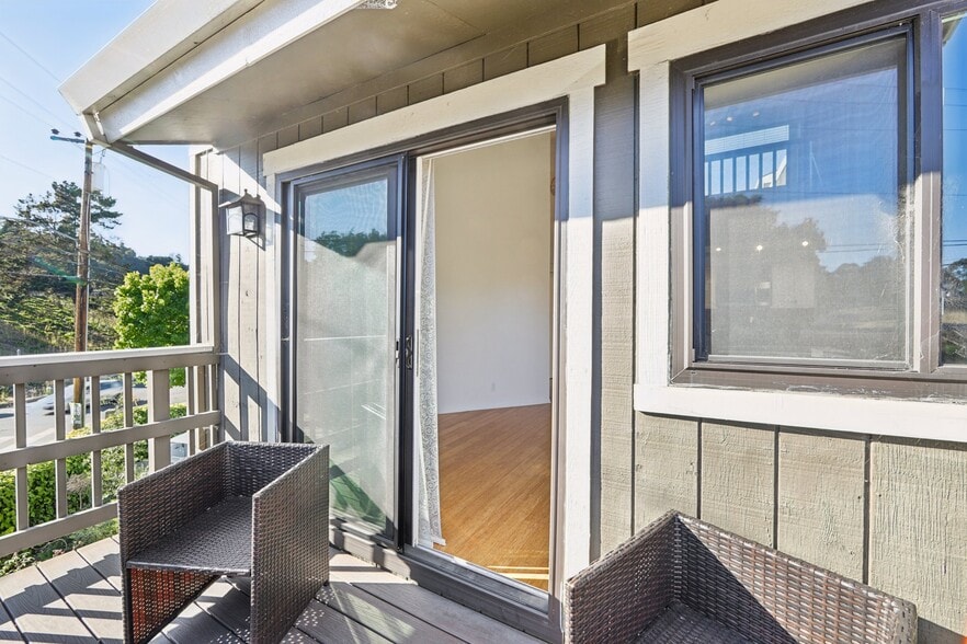 Falcon - 5400 Mountain Blvd