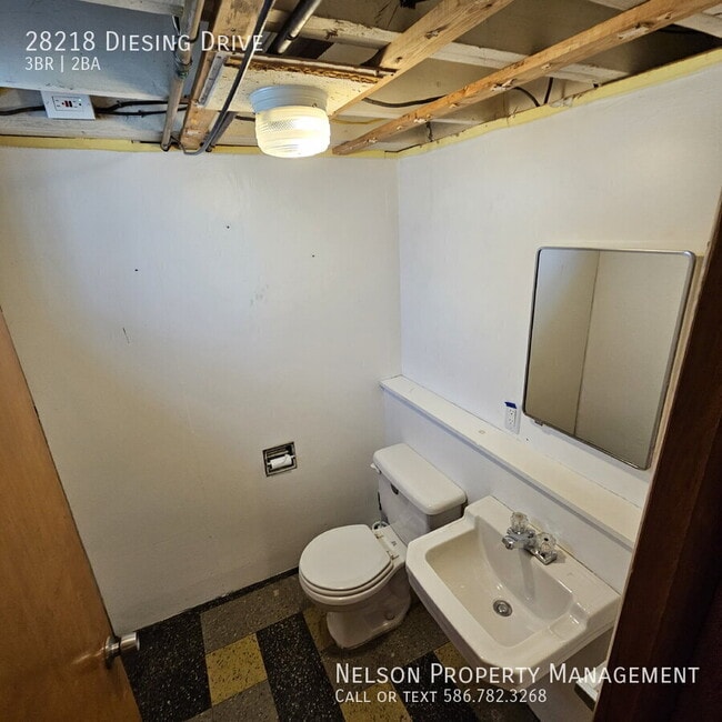 Building Photo - 28218 Diesing Dr