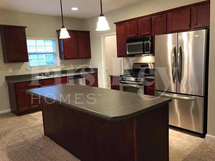 Building Photo - 1088 Fairbank Ln