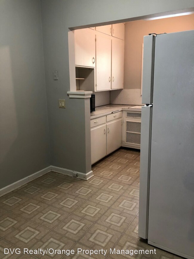 Building Photo - 4178 Cass St