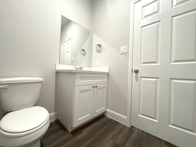 Building Photo - 5214 Mayle St