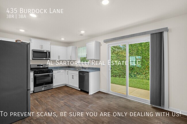 Building Photo - 435 Burdock Ln