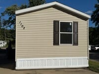 Building Photo - 1102 Mary E Ln