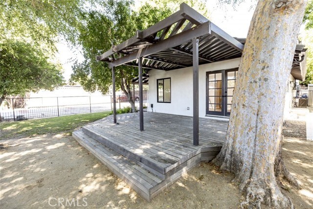 Building Photo - 20347 Runnymede St