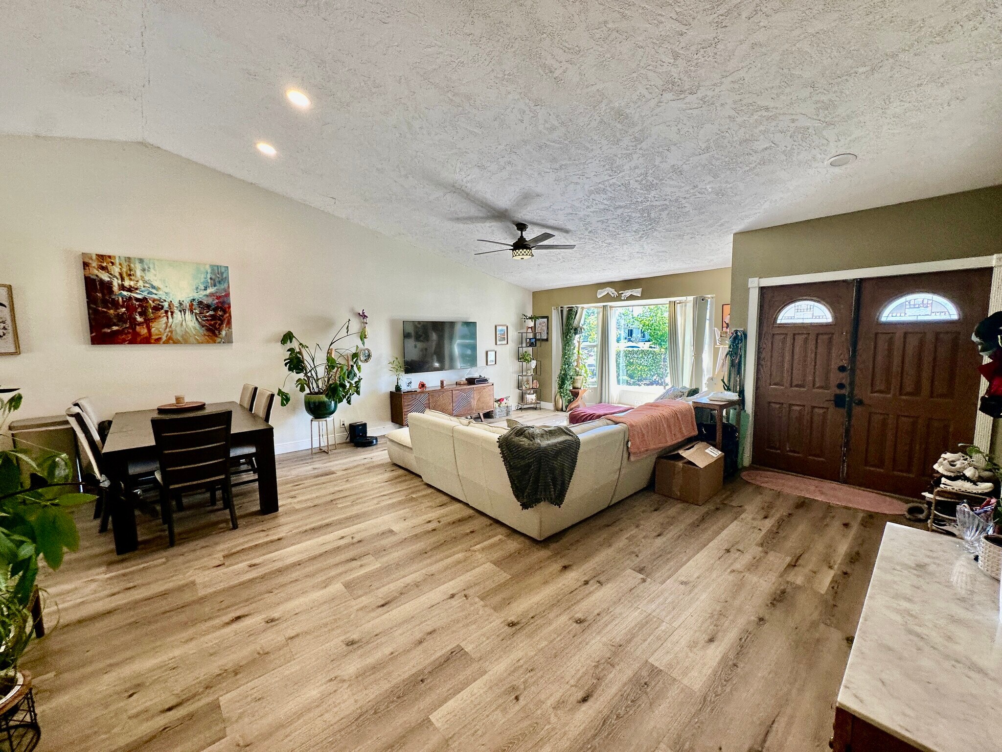 Building Photo - 4492 Brook Dr