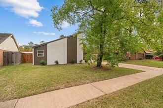 Building Photo - 15034 Rose Valley Dr