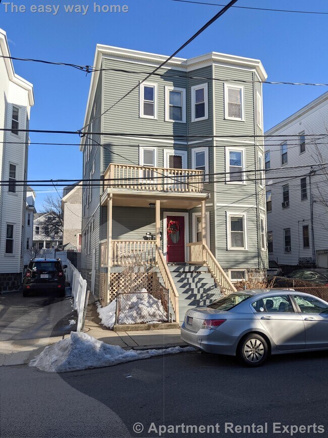 Building Photo - 25 Belknap St