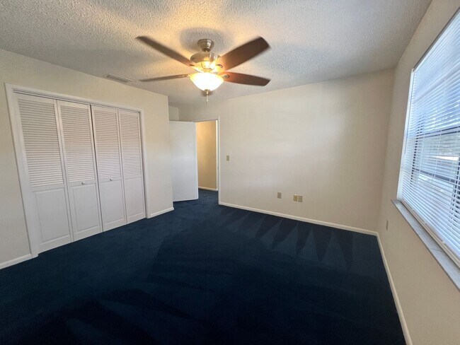 Building Photo - 3583 Raintree Cir