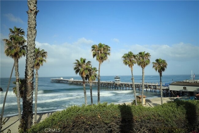 Building Photo - 256 Avenida Madrid