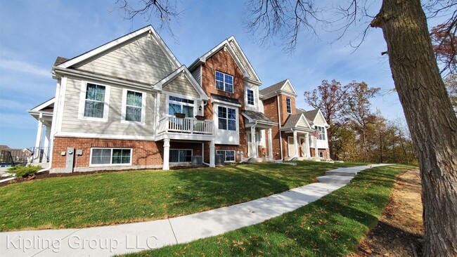 Primary Photo - 2 br, 1.5 bath House - 352 Tall Tree Lane