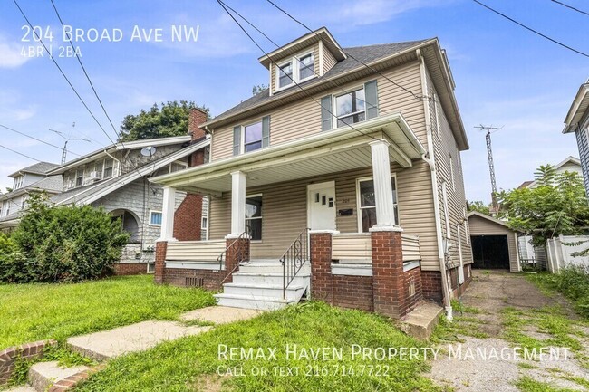Building Photo - 204 Broad Ave NW