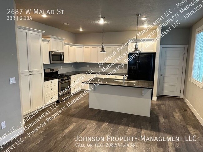 Building Photo - 2687 W Malad St