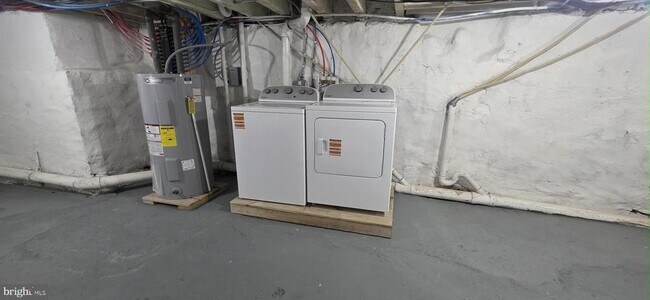 Building Photo - 2233 N 16th St