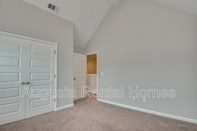 Building Photo - 5352 Nikki Way