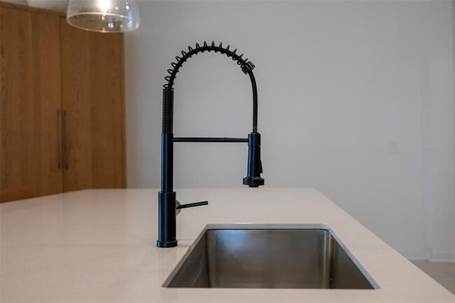 Building Photo - 4507 Hillingdam Rd