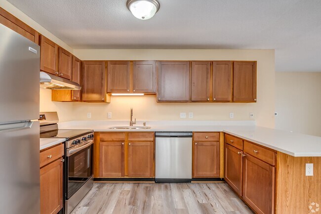 Building Photo - RENT FREE FOR THE REST OF 2025