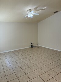 Building Photo - 6132 E Quitman St