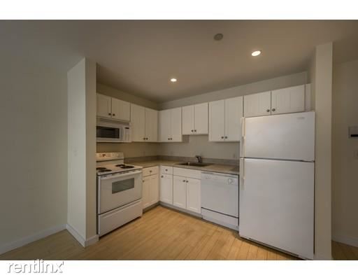 Building Photo - 40 Boylston St