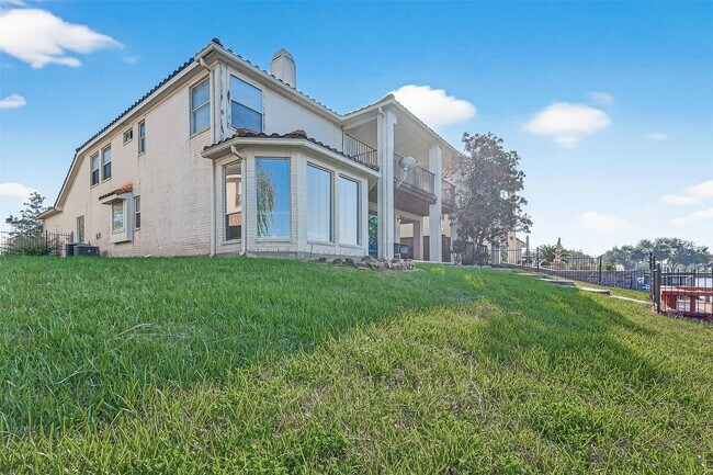 Building Photo - 3010 Pelican Cove