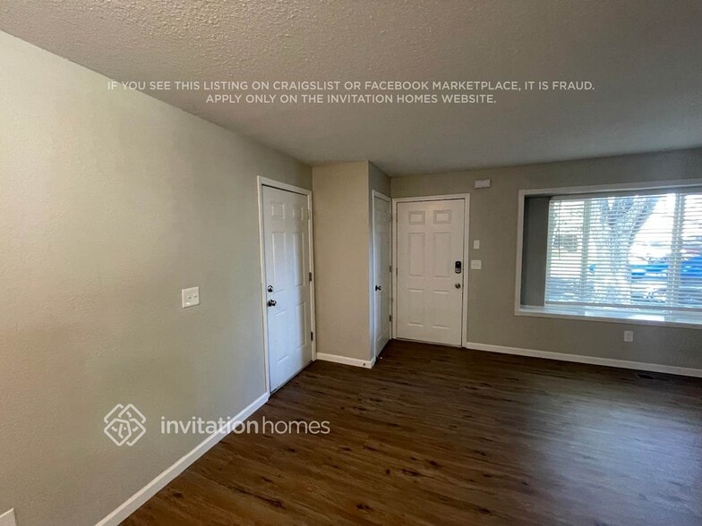 Building Photo - 8454 Prairie Clover Way