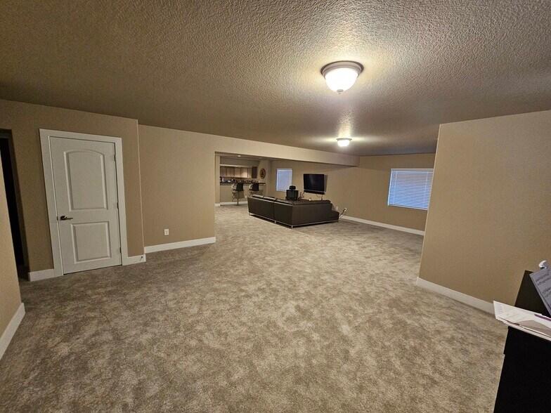 Building Photo - 10043 Hannaway Dr