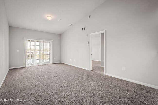 Building Photo - 4920 Key Lime Dr