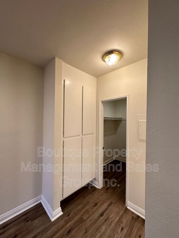 Building Photo - 20702 El Toro Rd