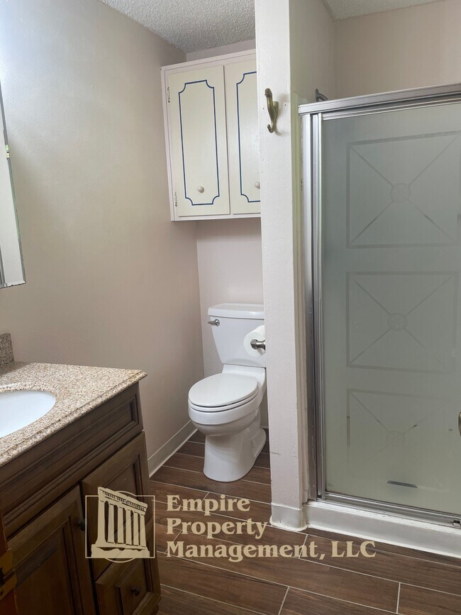 Building Photo - 88267 Richmond St