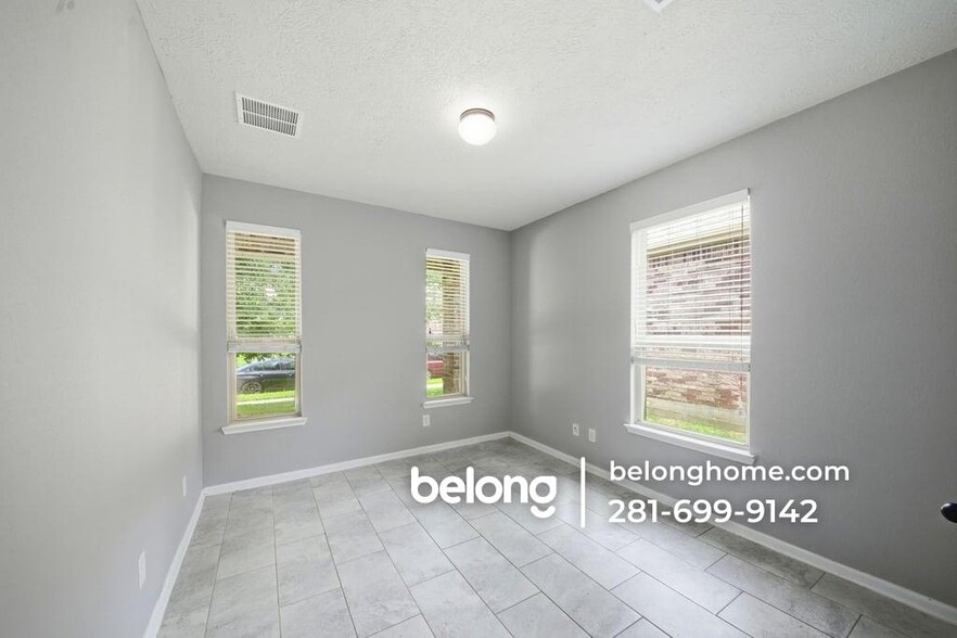 Building Photo - 3969 Eagle Nest Lake Ln