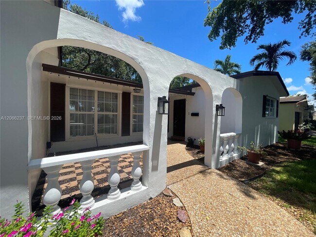 Building Photo - 9301 SW 54th St