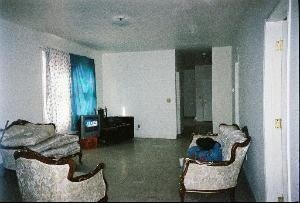 Building Photo 3 - 3726 Deodar St