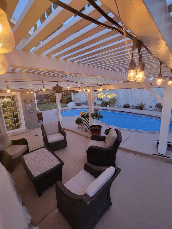 Building Photo - 1934 Buell Ct