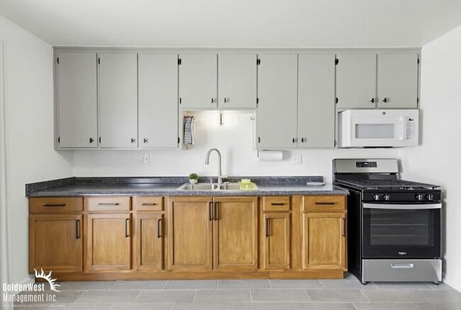 Building Photo - Beautiful 2Bdm 1Ba Home in Prime Imperial Beach Location!