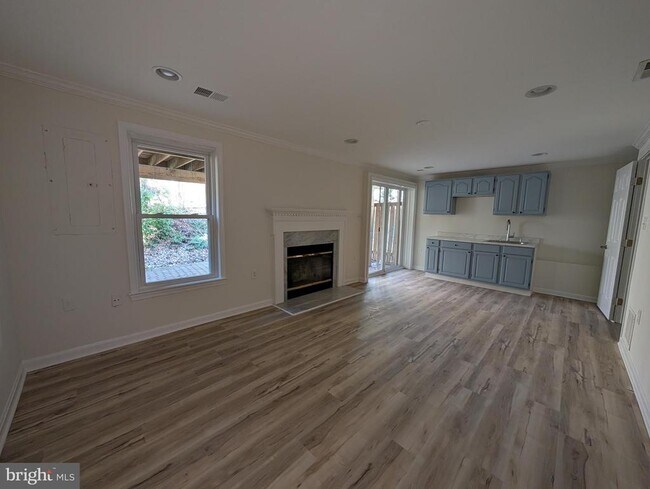 Building Photo - 8108 Squirrel Run Rd