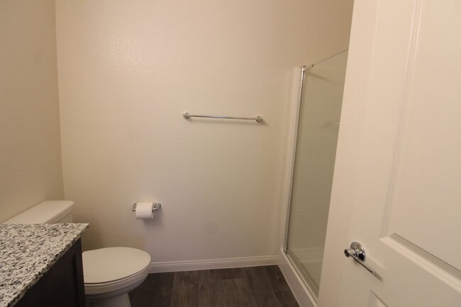 Building Photo - THREE BEDROOMS ALL WITH PRIVATE BATHROOMS