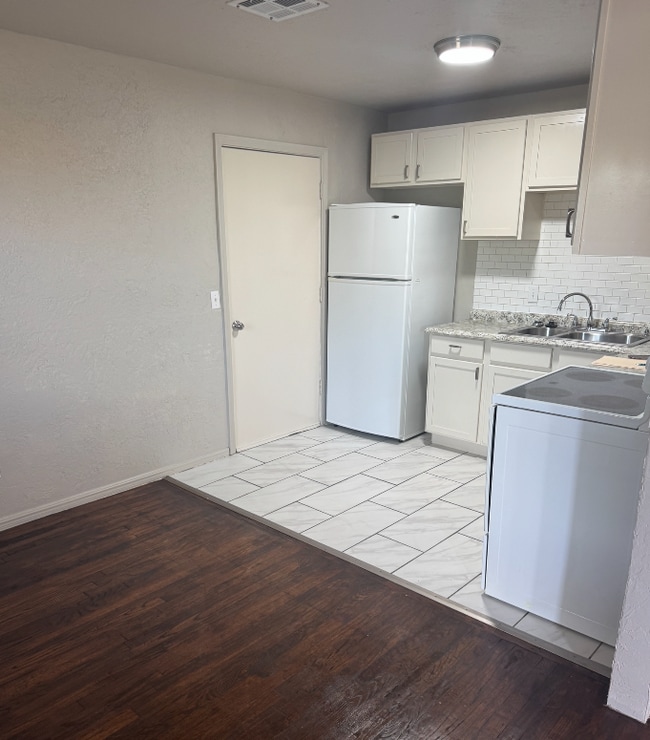 Building Photo - 309 NW 90th St