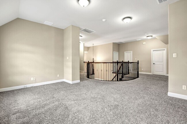 Building Photo - 12353 Flowering Dr