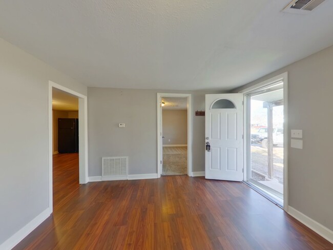 Building Photo - 2241 Santa Fe S