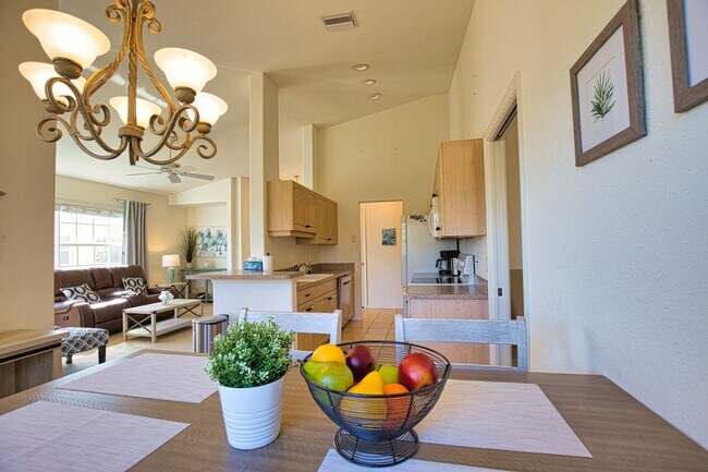 Building Photo - Annual Unfurnished 2 Bedroom 2 Bathroom Second Floor Condo in Casa Del Lago!