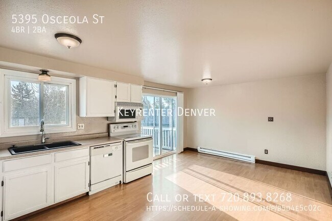 Building Photo - Amazing 5BD 2BA Home with Large Fully Fenc...