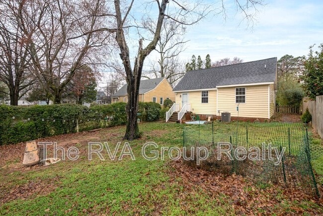 Building Photo - 1613 S Meadow St