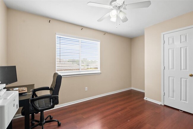 Building Photo - 13723 Anwar Dr