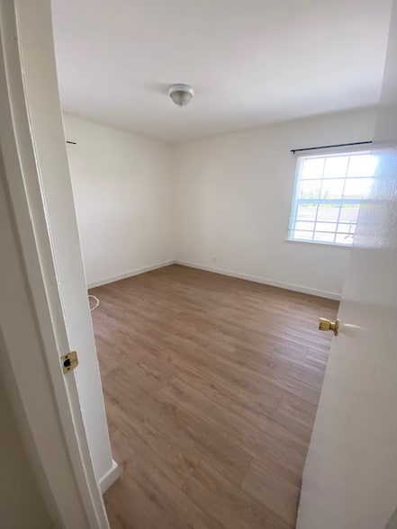 Building Photo - 10964 Venice Blvd.