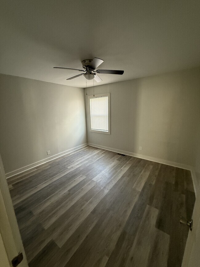 Building Photo - 7400 Rome Ave