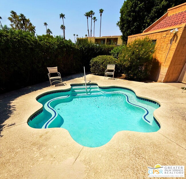 Building Photo - 5304 Los Coyotes Dr